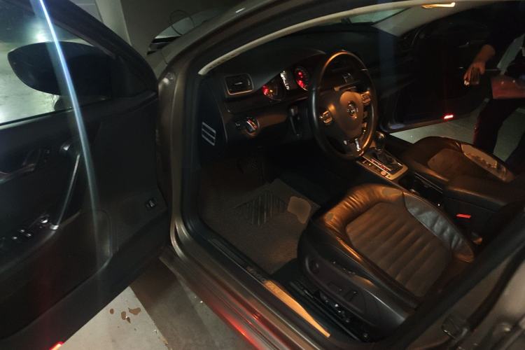 Used Volkswagen Magotan 2012 1.8TSI Prestige Model Driver Seat