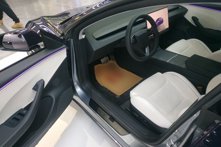 Used Tesla Model 3 2024 High-Performance All-Wheel-Drive Version