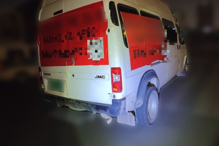 Used JMC Transit 2021 2.8T Space King Standard Version Long Wheelbase Mid-Height Roof Rear Dual Tires – Step 6-Seater Diesel China VI Emission Standard JX493
