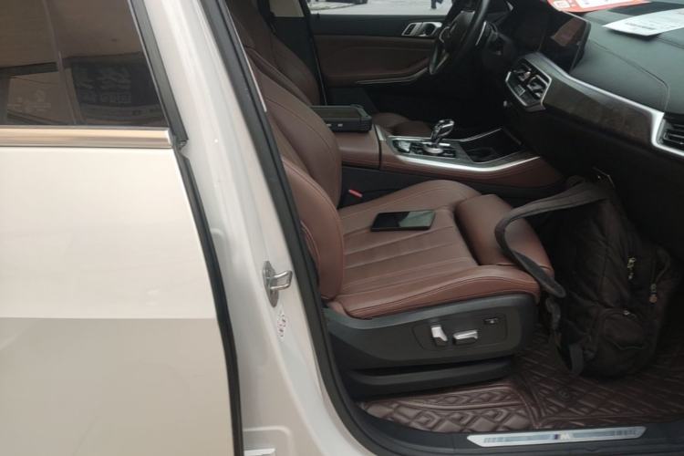 Used BMW X5 2019 xDrive40i M Sport Package Right Front Seat