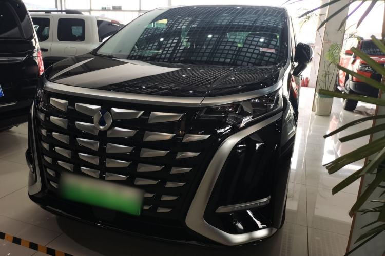 Used Denza D9 2024 DM-i 970 Luxury Model