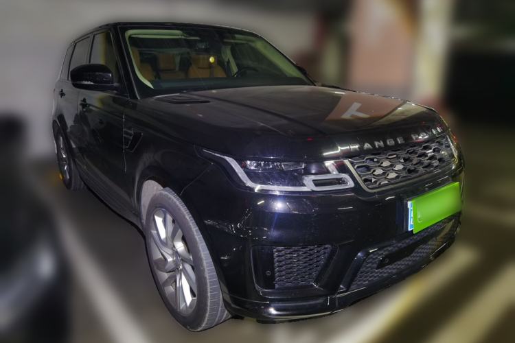 Used Land Rover Range Sport 2018 3.0 SC V6 HSE DYNAMIC Front Right 45 Deg