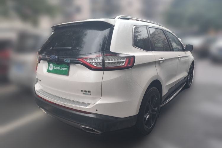 Used Ford Edge 2015 2.0T GTDi Two-Wheel-Drive High-Line Version
