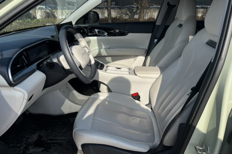 Used Geely Galaxy Geome 2025 UP 410km Exploration+ Edition
