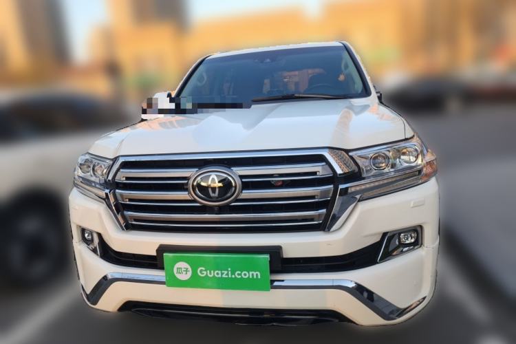 Used Toyota Land Cruiser  Front