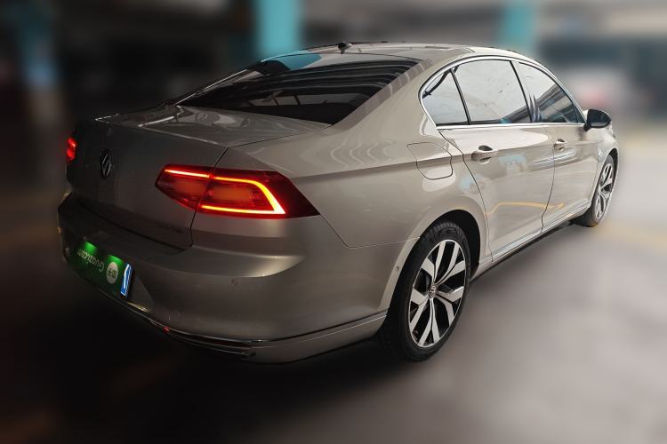 Used Volkswagen Magotan 2017 380TSI DSG Prestige Edition