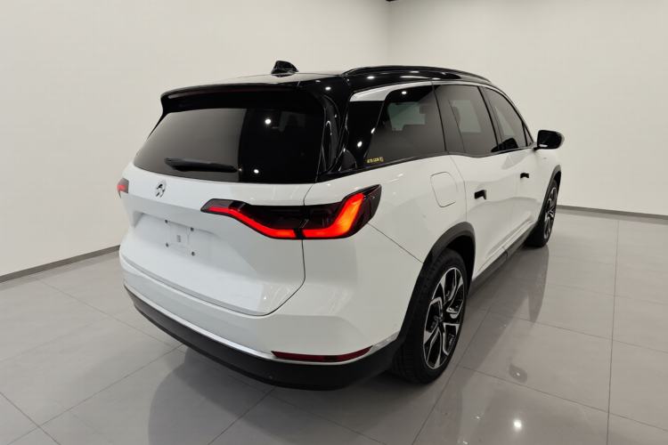 Used Nio ES8 2020 580 km Range Signature Edition Six-Seater Version Rear Right 45 Deg