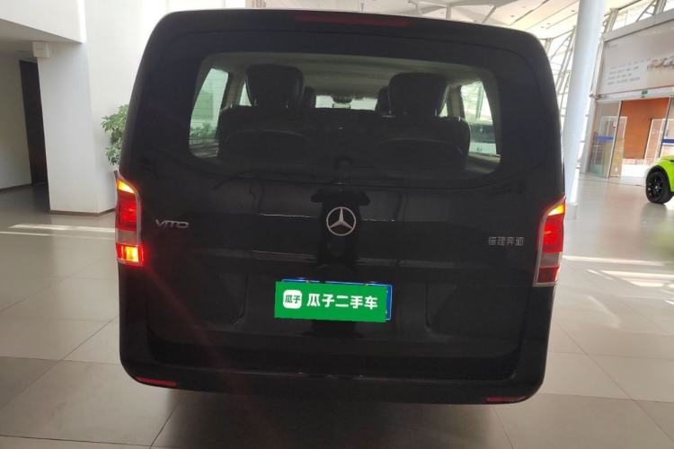 Used Mercedes-Benz Vito 2018 2.0T Elite Version 7 Seats China VI Emission Standard
