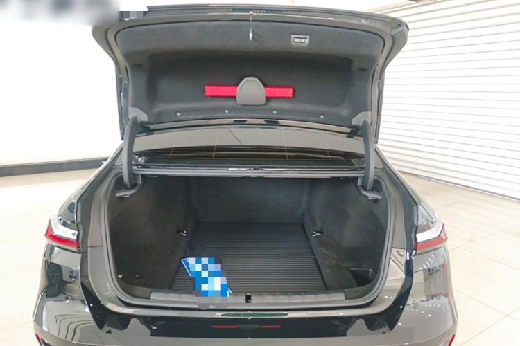 Used BMW 7 Series 2023 735Li M Sport Package