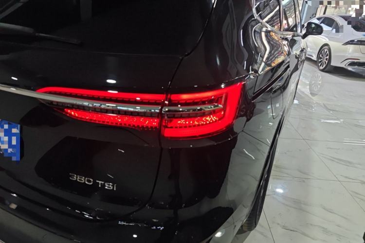 Used Volkswagen Viloran 2024 380TSI Luxury Edition