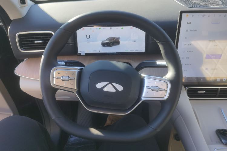 Used Chery T11 2026 Model 220 All-Wheel Drive Family Fun Edition
