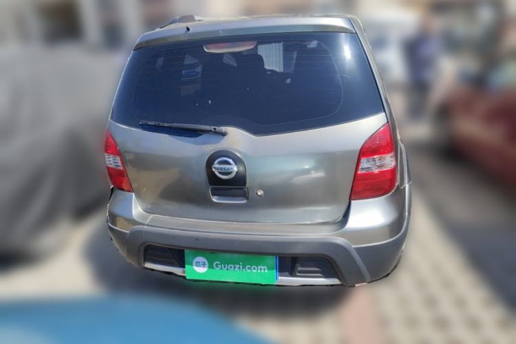 Used Nissan Livina 2010 Jingrui Edition 1.6L Manual Standard Model Rear