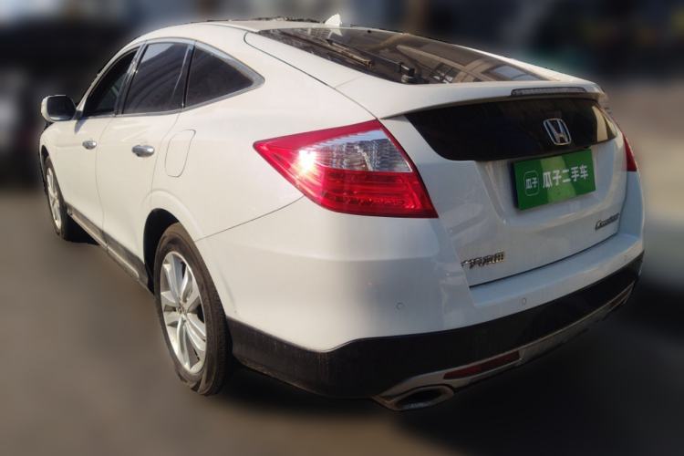 Used Honda Crosstour 2014 2.4L Luxury Edition Rear Left 45 Deg