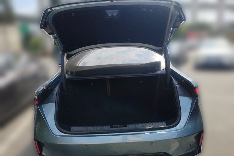 Used Lynk & Co 07 2024 EM-P 126 Long-Range Ultra
