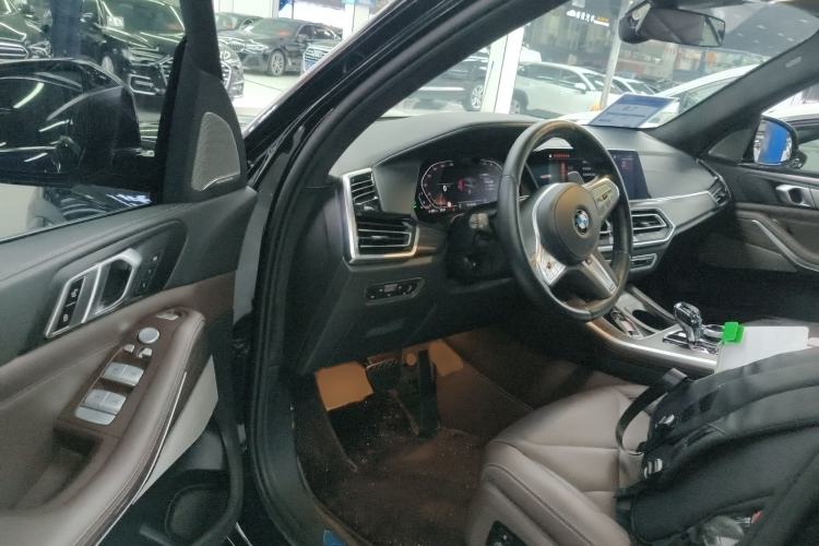 Used BMW X5 2022 Restyled xDrive 40Li Luxury Edition M Sport Package