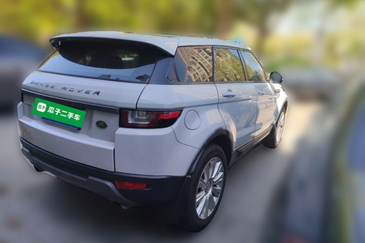 Used Land Rover Range Evoque 2016 2.0T SE Smart Glow Edition Rear Right 45 Deg