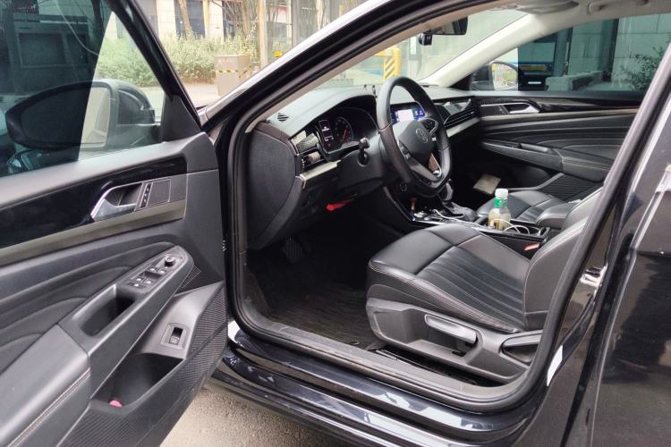 Used Volkswagen Passat 2021 280TSI Business Edition Driver Seat