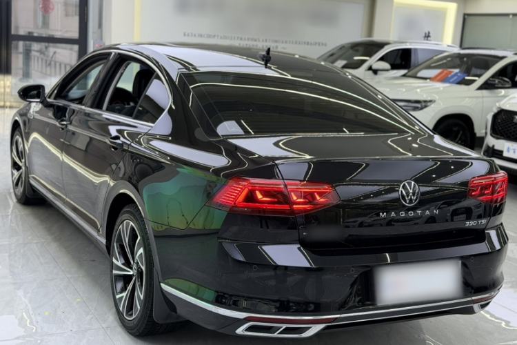 Used Volkswagen Magotan 2020 330TSI DSG Luxury Edition Exterior 3