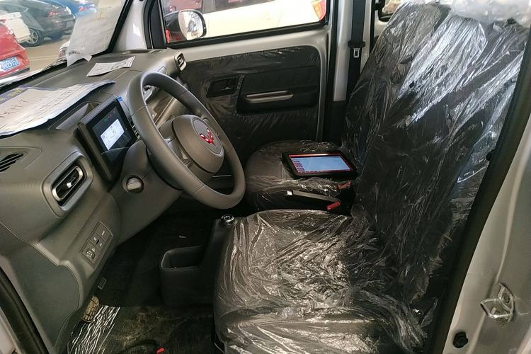 Used Wuling Zhiguang New Energy 2025 Standard Model