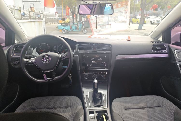 Used Volkswagen Golf 2018 1.6L Automatic Comfort Model