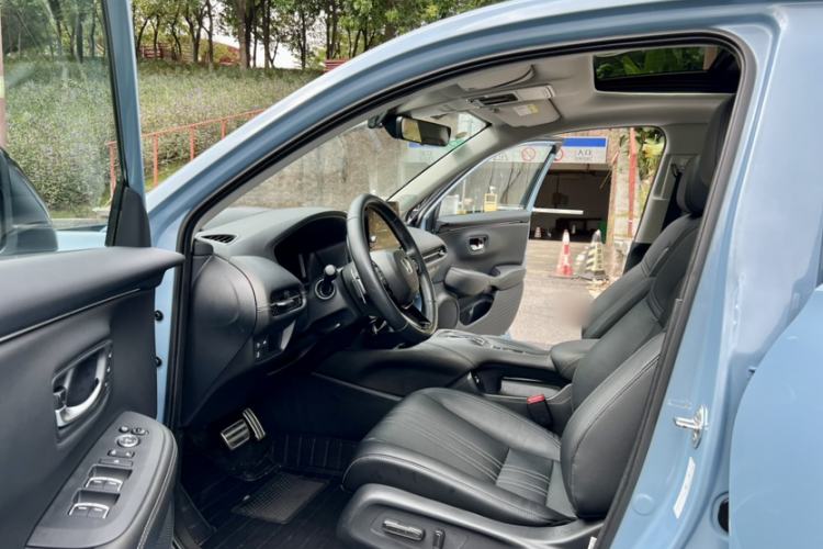 Used Honda ZR-V 2023 2.0L eHEV Sharp - Deluxe Edition
