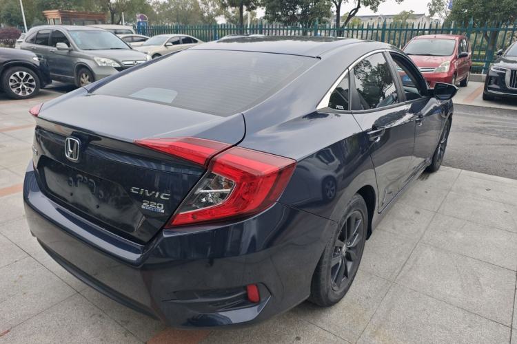 Used Honda Civic 2021 HATCHBACK 220TURBO CVT New Trendsetter
