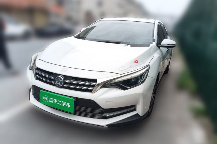 Used Venucia D60 2018 1.6L Manual Smart Connect Elite Edition
