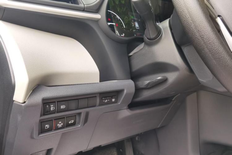 Used Toyota SIENNA 2021 2.5L Hybrid Comfort Edition Interior 6