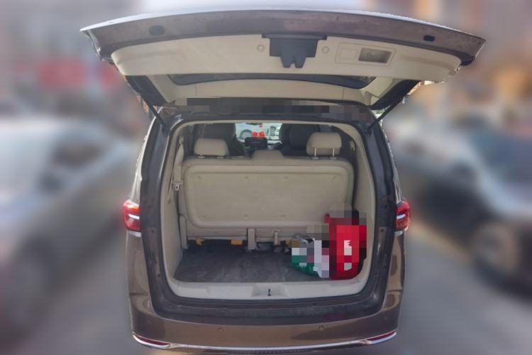 Used Buick GL8 2023 Land Executive Class Comfort Model
