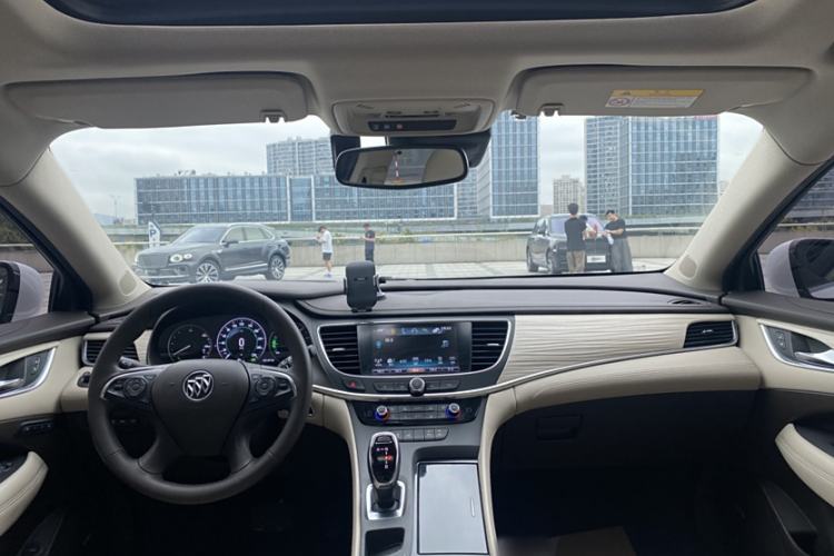 Used Buick LaCrosse 2016 30H Luxury Version