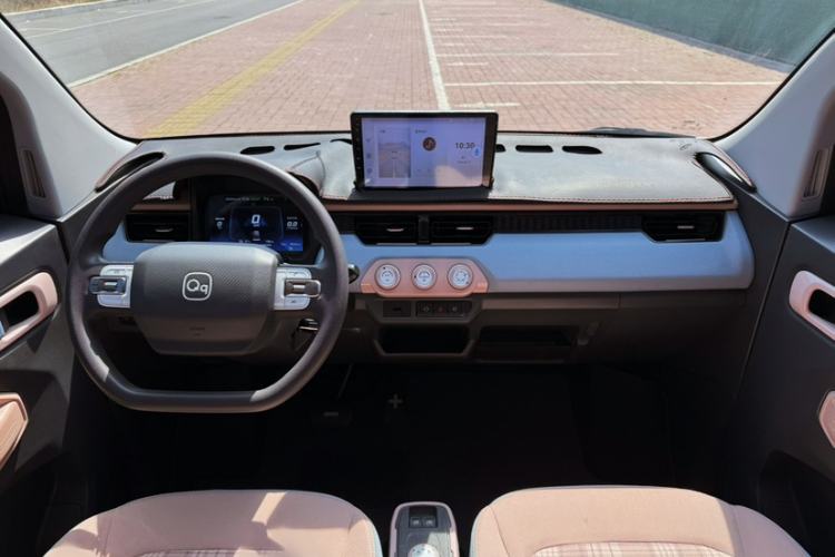 Used Chery QQ Ice Cream 2025 205km Qi Energy Version Interior 1