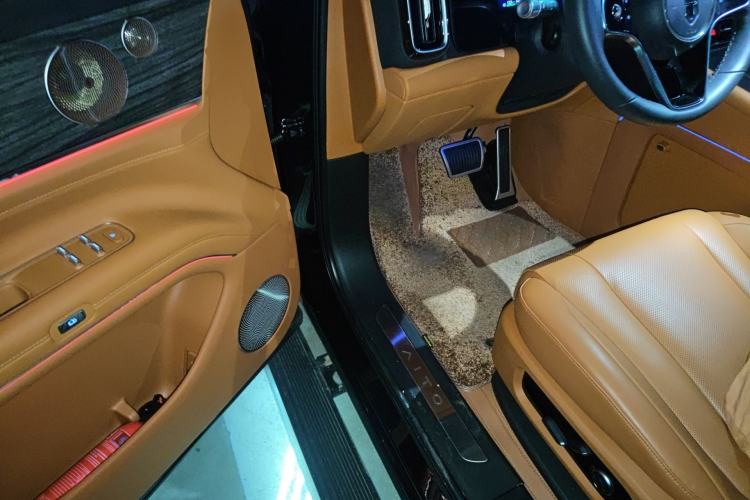 Used Hima AITO M9 2024 Range-Extended Max Edition 42 kWh 6-Seater Version Driver Seat