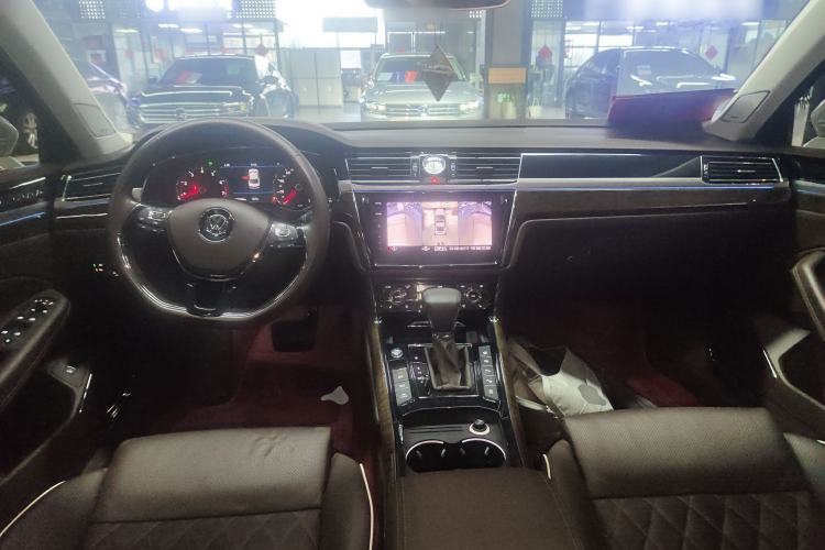 Used Volkswagen Phideon 2018 Revised Version 380TSI Two-Wheel-Drive Flagship Edition