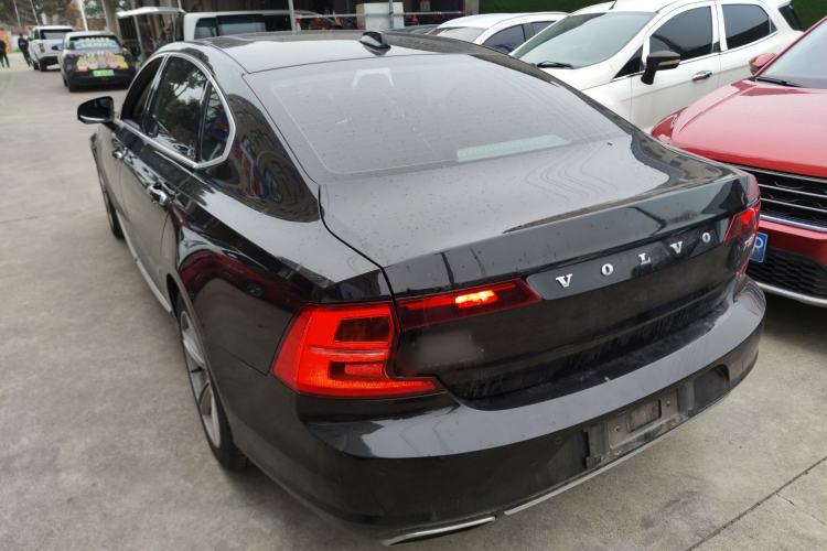 Used Volvo S90 2020 T5 Zhiyi Luxury Edition
