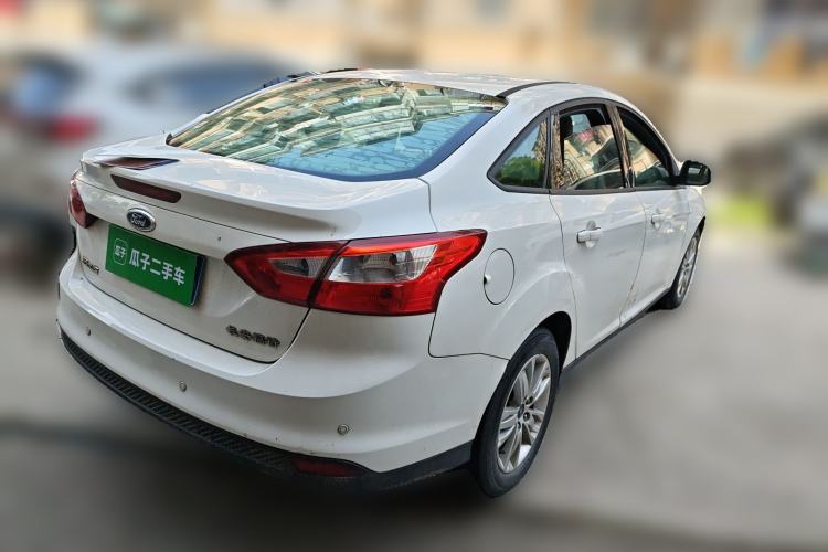 Used Ford Focus 2012 Sedan 1.6L Automatic Comfort Model
