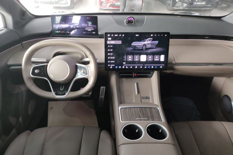 Used Hima Luxeed R7 2025 Range-Extended Version 251 km Max