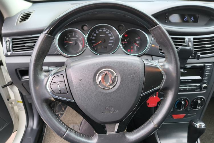 Used Dongfeng Aeolus H30 2013 CROSS 1.5L Automatic Luxury Model