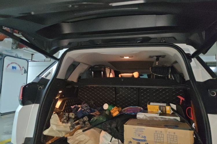 Used Peugeot 5008 2019 380THP 5-Seater Elite Edition