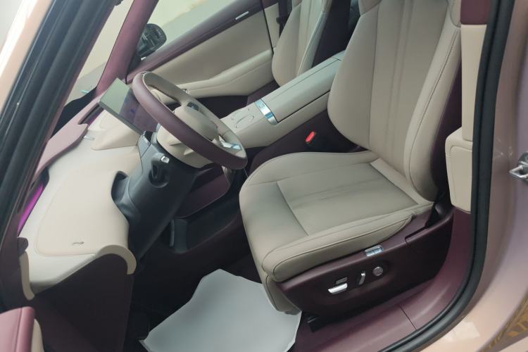 Used Xiaomi Auto YU7 2025 Ultra-Long Range High-Performance All-Wheel-Drive Max Edition Left Front Seat