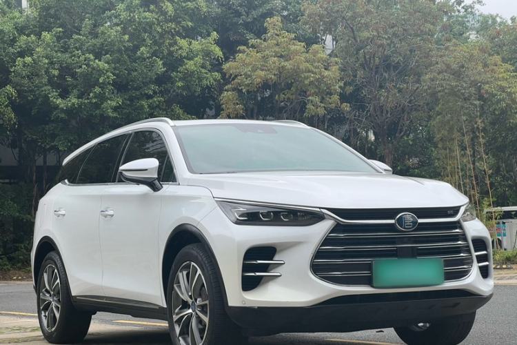 Used BYD Tang New Energy 2018 DM 2.0T All-Wheel Drive Smart Connectivity Luxury Model 7 Seats China V Emission Standard