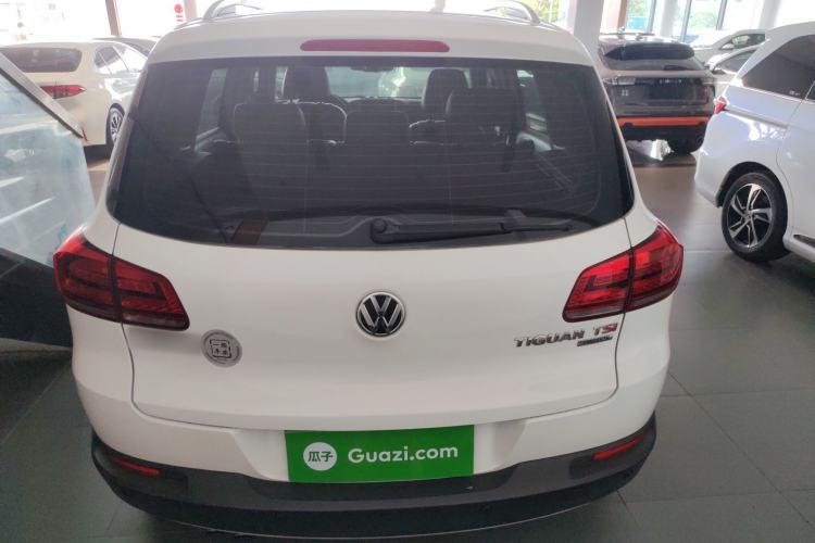 Used Volkswagen Tiguan 2015 1.8TSI Automatic All-Wheel-Drive Luxury Model Rear