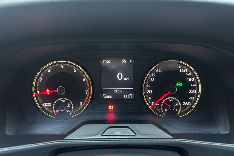 Used Volkswagen Lavida 2022 1.5L Automatic Fashion Edition Instrument Cluster