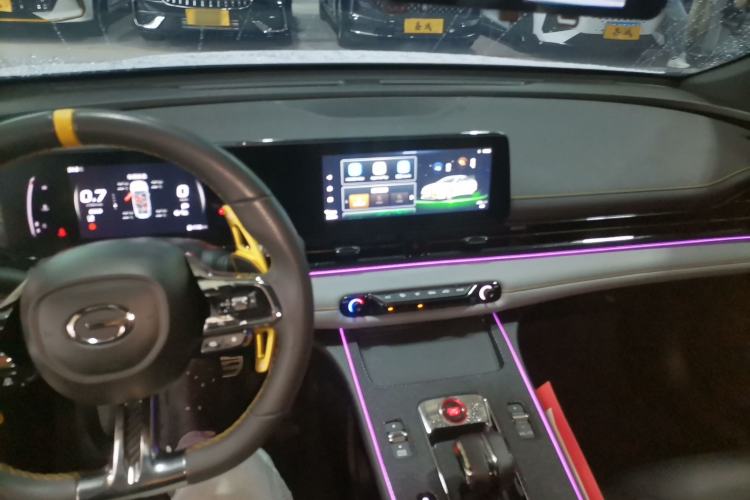 Used GAC Trumpchi EMPOW 2023 270T DCT J15 Version Center Console