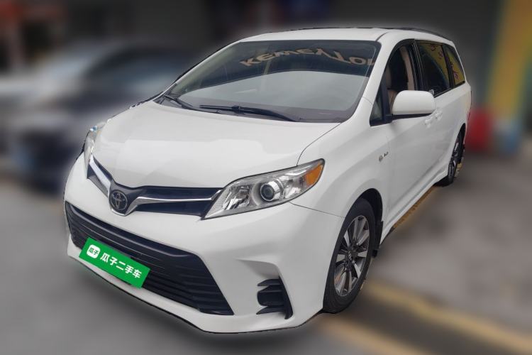 Used Toyota SIENNA 2018 3.5 Four-Wheel Drive LE Version 7 Seats – Canadian Edition