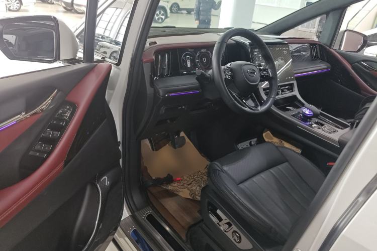 Used GAC Trumpchi M8 2023 Zongshi Series Dual-Motor Supreme Edition
