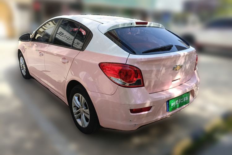 Used Chevrolet Cruze 2015 Hatchback 1.6L Automatic Comfort Edition Rear Left 45 Deg