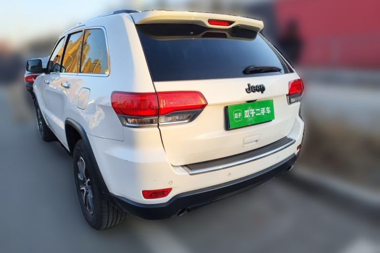 Used Jeep Grand Cherokee (Import) 2015 3.0L Comfort Navigation Edition