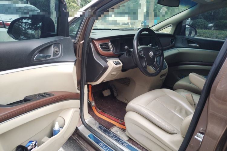 Used Buick GL8 2018 28T Luxury Model China VI Standard Driver Seat