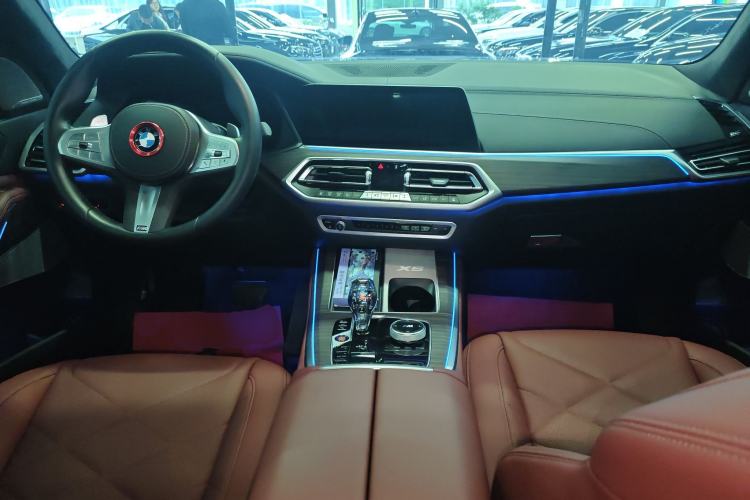 Used BMW X5 2022 Restyled xDrive 40Li M Sport Package
