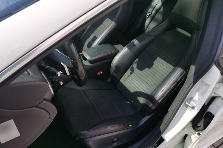 Used Mercedes-Benz CLA 2015 CLA 220 4MATIC
